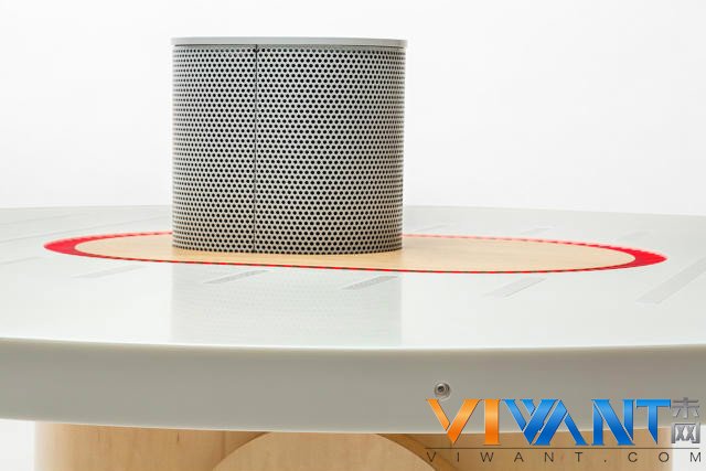 可将语音转成文字 智能会议桌精准捕捉