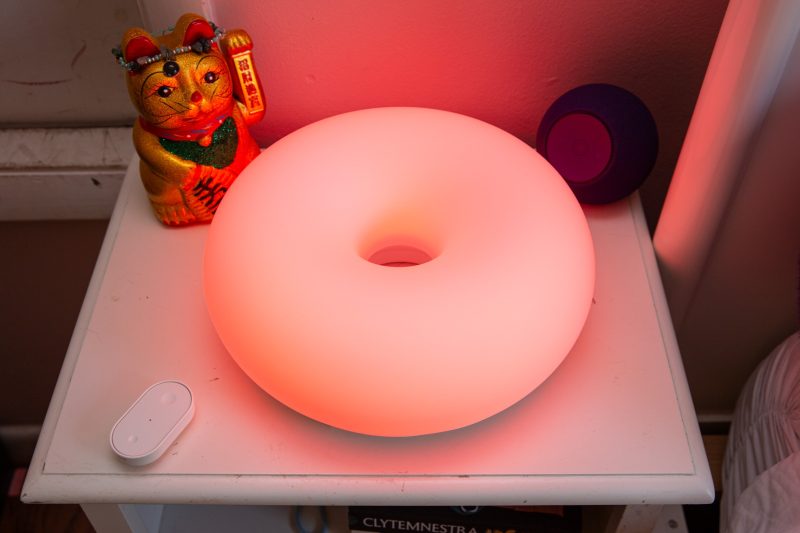 宜家新出了一个“甜甜圈灯” 百元搞定变色+调光 -1