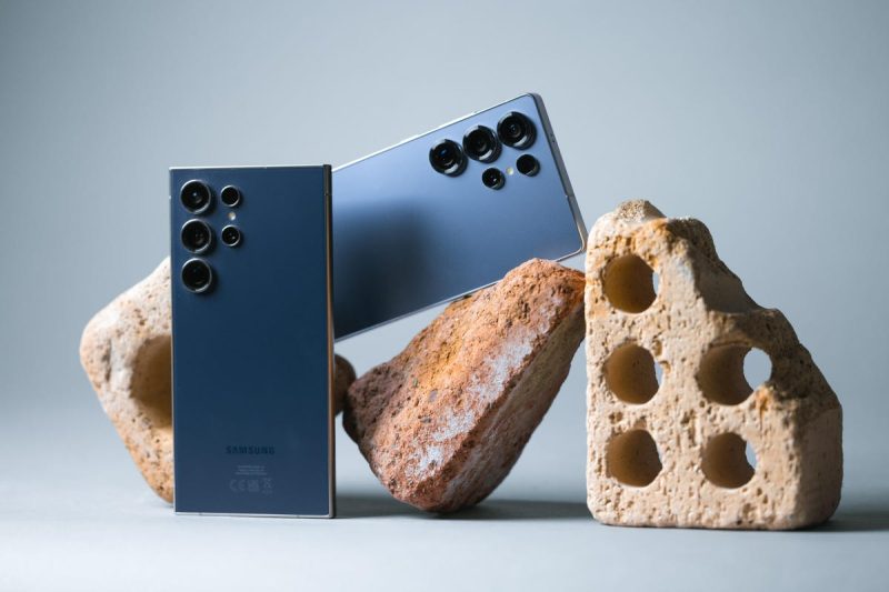 别再傻等S26 Ultra了！这款旧旗舰便宜到离谱 -1