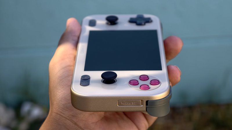 号称安卓掌机之皇？实测后发现两个劝退点 -1