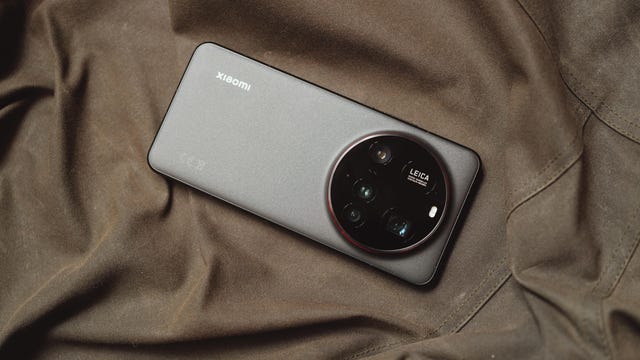 外媒实测小米15 Ultra手机：相机“反向升级”，有点绷不住了 -1