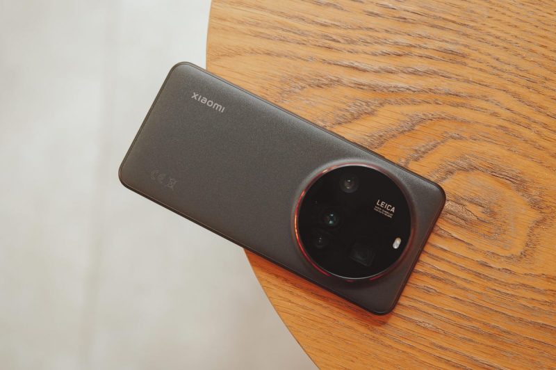 外媒实测小米15 Ultra手机：相机“反向升级”，有点绷不住了 -1