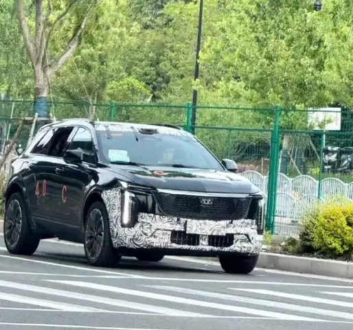 22万的凯迪拉克XT5要出插混版？续航1500km、加92号油，燃油粉还坐得住吗？ -1